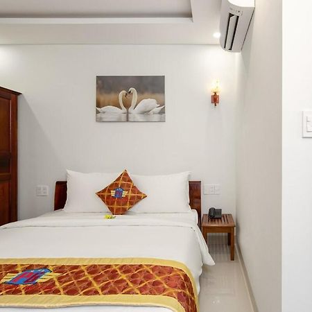 Hotel Khach San Pham Gia Da Nang Exterior foto
